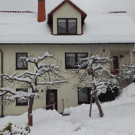 Thüringer Zimmer Suhl Exterior foto